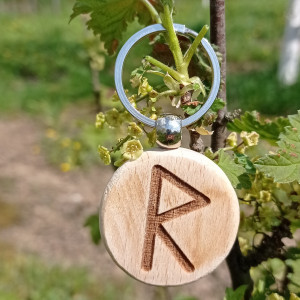 БРЕЛОК ДЕРЕВ'ЯНИЙ РУНА РАЙДО РУЧНА РОБОТА (HANDMADE RAIDO WOODEN FLEECE KEYRING). Photo 2